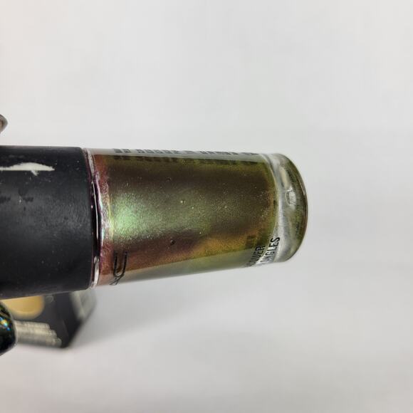 MAC Nail Lacquer "Toast of the Town" Glitter Holographic Rainbow Shimmer - Picture 3 of 9